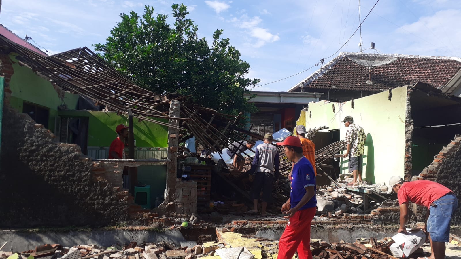 Robohnya Rumah Seorang Warga Di Desa Jiwan