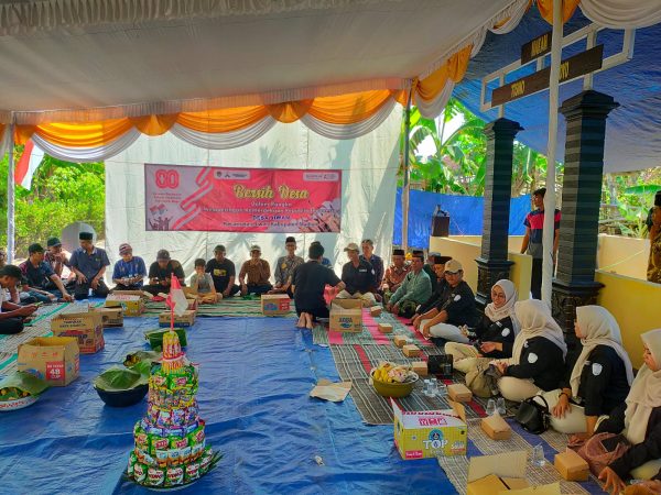 Bersih Desa dalam Rangka Memperingati HUT RI ke 80
